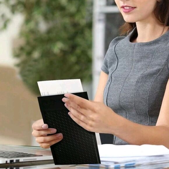 💕5/$18 5 High Quality Black Bubble Envelopes - Picture 2 of 3